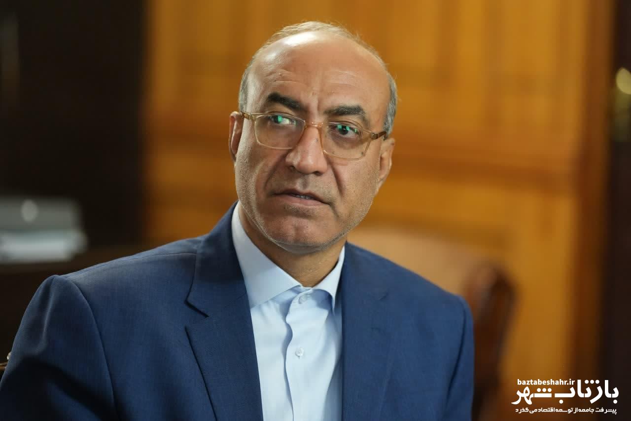 حبیبی: عملکرد بانک‌ها در پرداخت تسهیلات ضعیف است/ راه‌اندازی نیروگاه خورشیدی و بادی در اولویت است