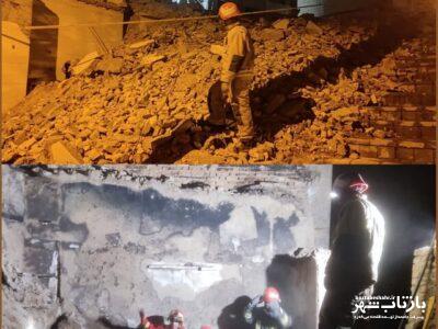 ریزش ساختمان متروکه در کرمانشاه و احتمال وجود افراد زیرآوار